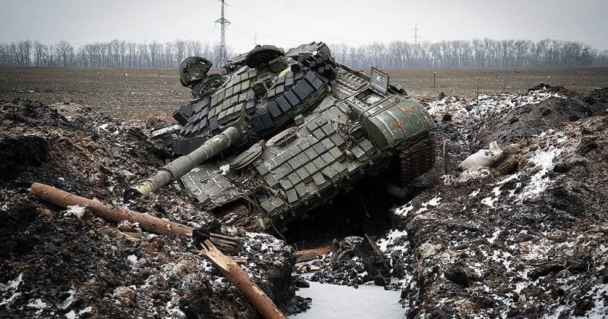 Россия потеряла в Украине танков на два года вперед – The Wall Street Journal