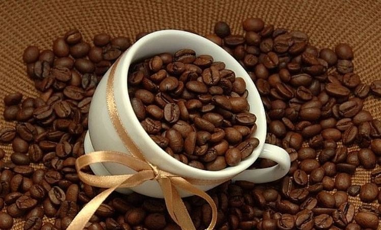 Как хранить кофе в зернах, чтобы не растерять аромат и вкус