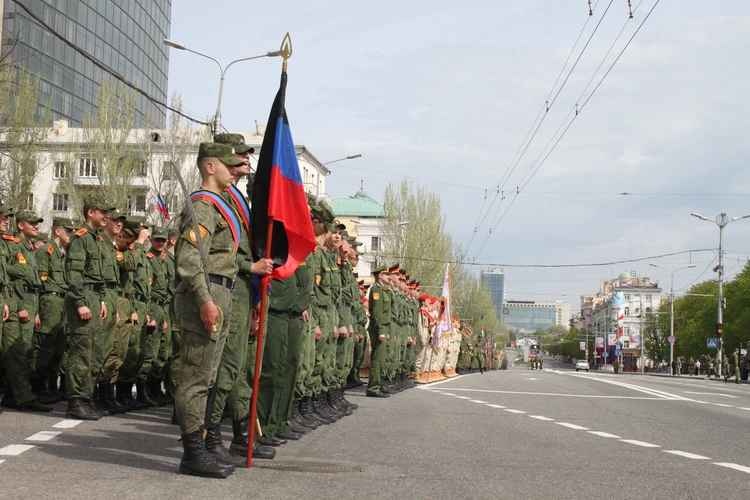 В "ДНР" отказались от проведения парада 9 мая