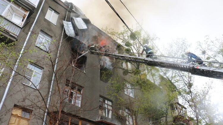 В Харькове из-за обстрелов повреждено уже более 2,5 тысяч жилых домов - мэр