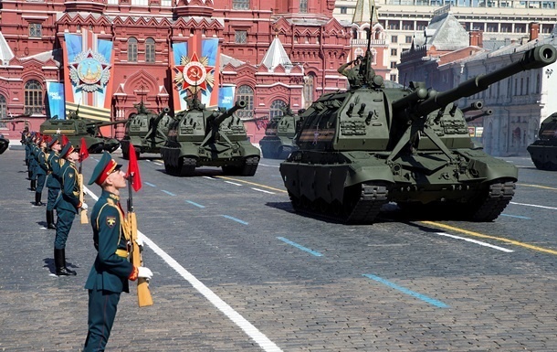 Кремль решил не приглашать иностранных лидеров на парад 9 мая в Москве