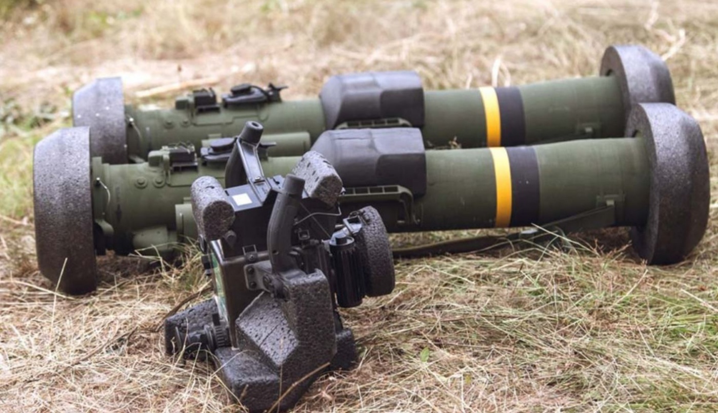 США дают Украине $100 млн на ракеты Javelin