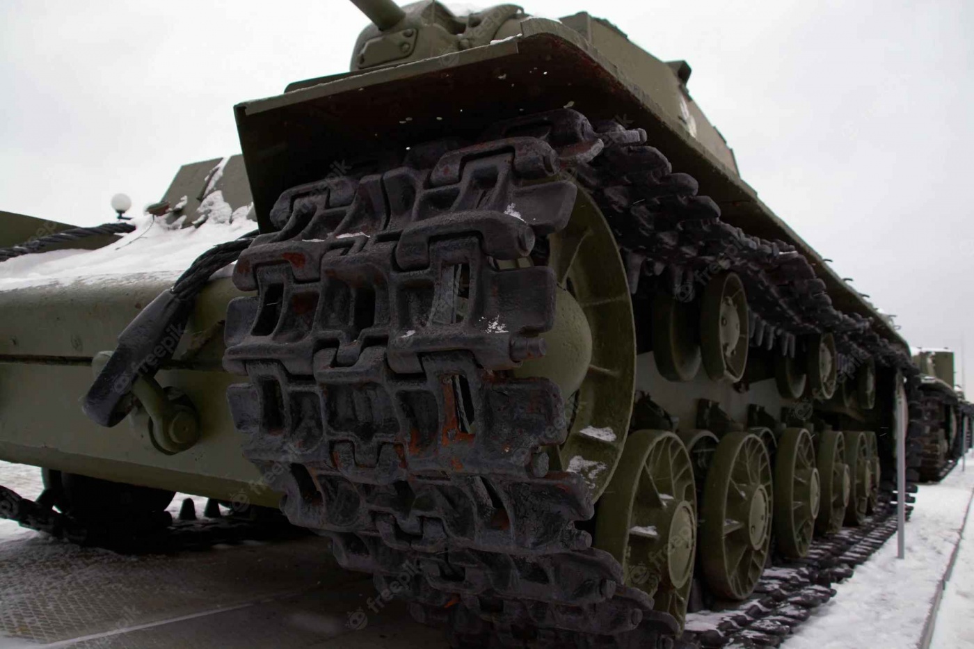 Армия РФ готовится использовать устаревшую советскую военную технику - ГУР