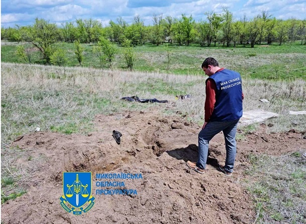 На Николаевщине найдено захоронение расстрелянных россиянами мирных жителей
