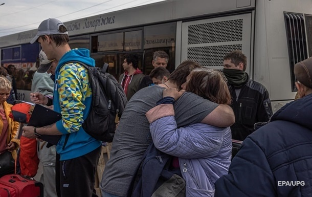 Из Мариуполя и "Азовстали" удалось эвакуировать почти 500 человек - генсек ООН