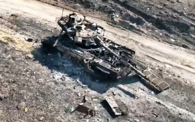 В Харьковской области ВСУ уничтожили распиаренный Кремлем танк Т-90М "Прорыв"