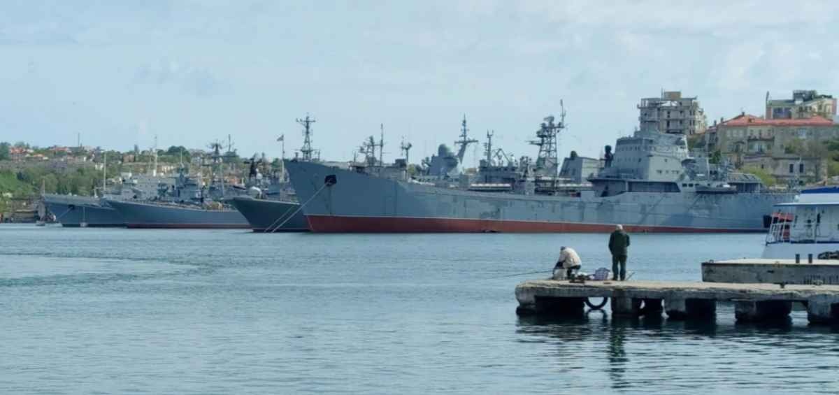 Россия вывела из Севастополя почти все корабли с ракетным вооружением