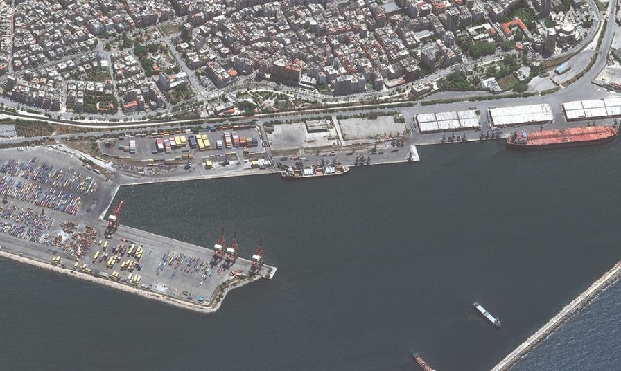 Российский танкер с украденным у Украины зерном попал на спутниковые снимки