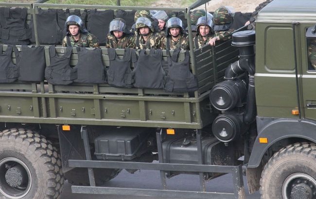 Войска Беларуси на границе с Украиной помогают Путину сдерживать ВСУ - разведка Великобритании