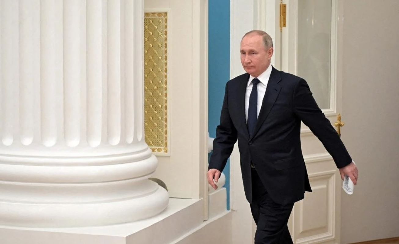 Странное поведение: эксперт заявил, что Путин больше не похож на лидера