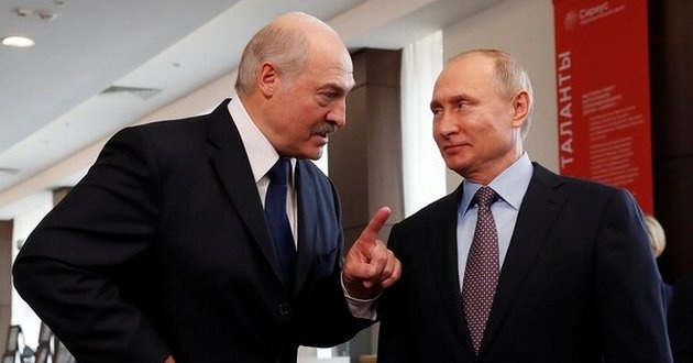 "Мы ухо востро держим", - Лукашенко наябедничал Путину на НАТО