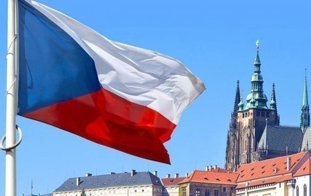 Чехия намерена в ближайшее время осуществить дополнительные поставки оружия Украине