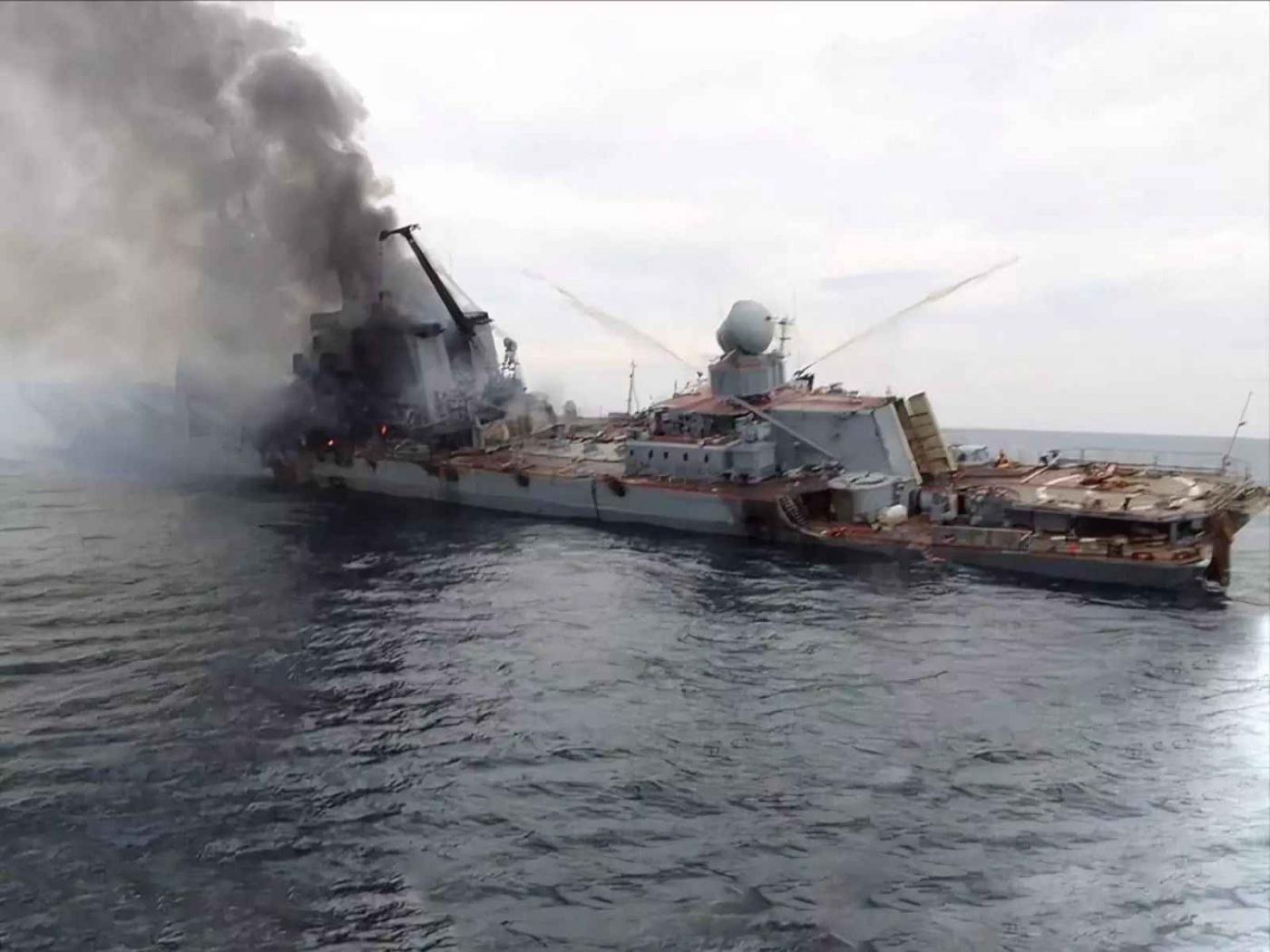 США помогли Украине потопить крейсер "Москва" - CNN