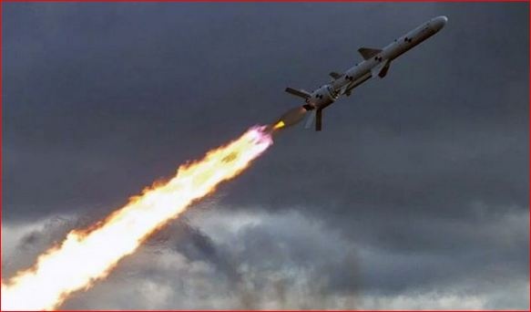 Над Сумской областью самолет сбил российскую ракету