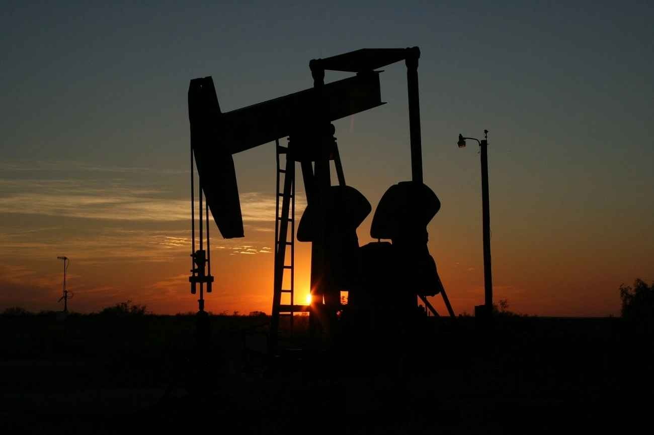 Россия может получать больше доходов от продажи нефти и газа, чем до вторжения в Украину - представитель Госдепа