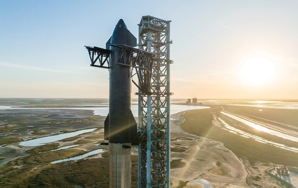 Илон Маск назвал сроки готовности сверхтяжелой ракеты Starship к первому запуску
