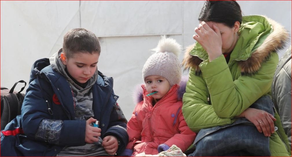 РФ вывезла более 300 тысяч детей из Украины