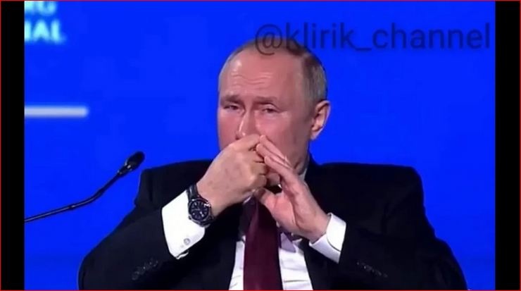 Скучал и грыз ногти: в мире заговорили о странном поведении Путина