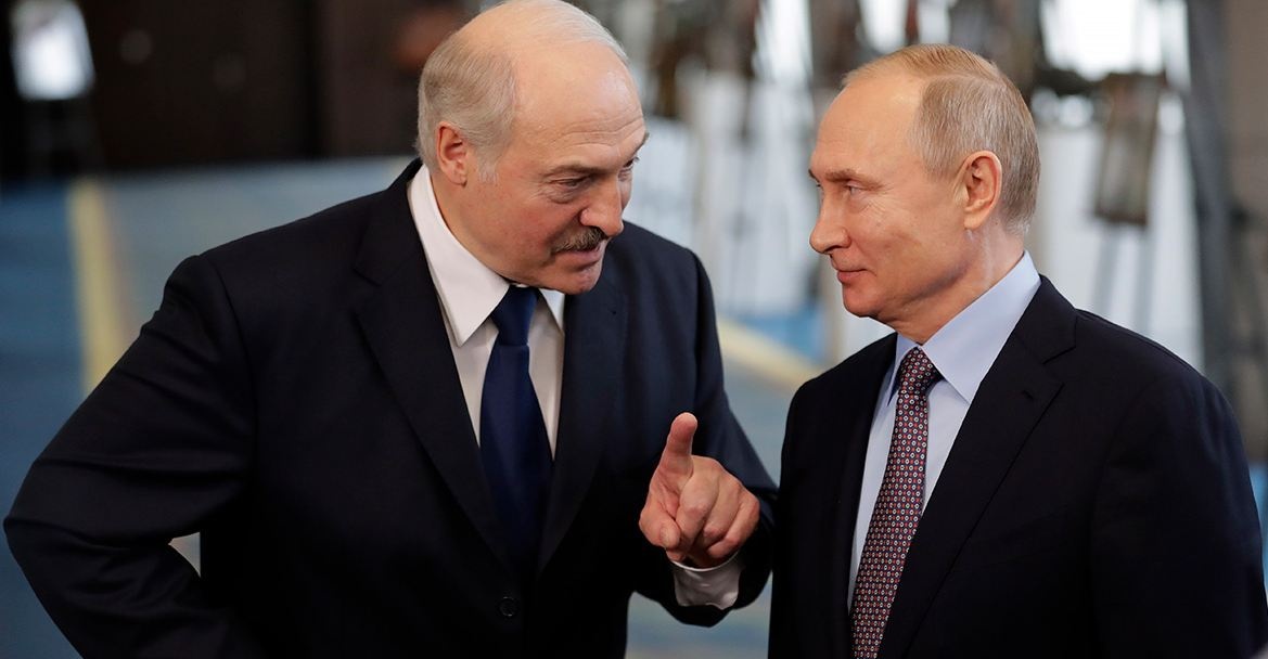 Путін зібрався до Лукашенка