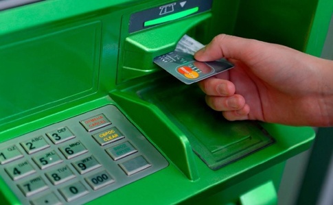 Сбой банкоматов ПриватБанка: как вернуть свои деньги