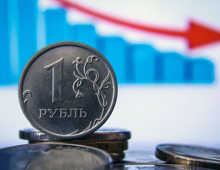 Российский рубль достиг наивысшего уровня за последние 7 лет: названные причины
