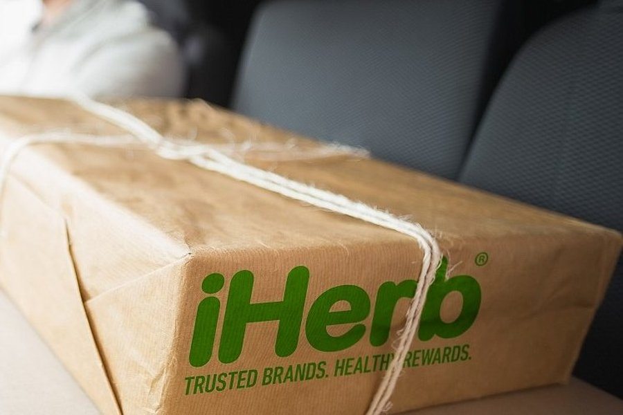 iHerb возобновил доставку в Украину