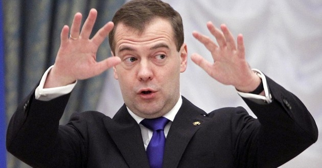Медведев грозит Молдове большой войной и перекрытием газа