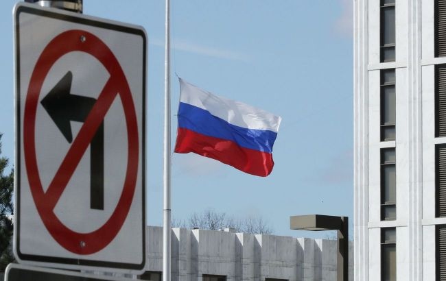 Россия впервые с 1918 года объявила дефолт по внешнему долгу – Bloomberg