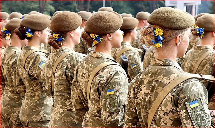 Мобилизация женщин: в СНБО рассказали, будут ли призывать украинок на войну
