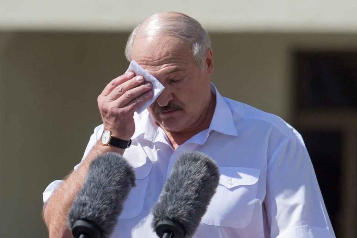 А. Золотарев: Билет в один конец для Лукашенко