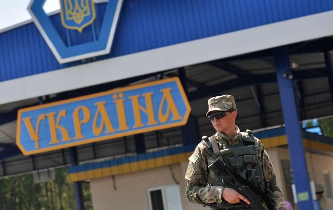 Депутаты хотят запретить выезд за границу еще одной категории украинцев