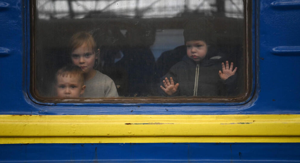 Волна миграции из Украины снова начала расти