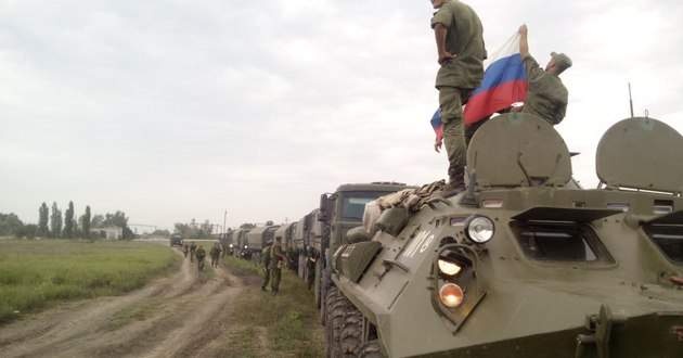 Через Мелитополь на Херсон идет огромная колонна российской военной техники