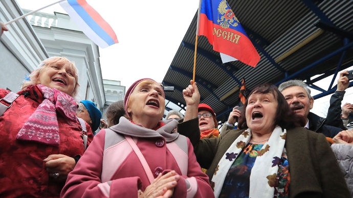 Почти две трети россиян выступают за продолжение войны в Украине - данные соцопроса