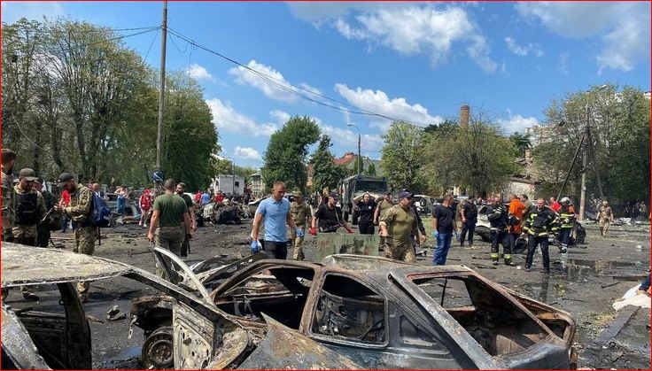 "Кровавый след РФ в Украине": заявление ЕС в связи с ракетным ударом по Виннице