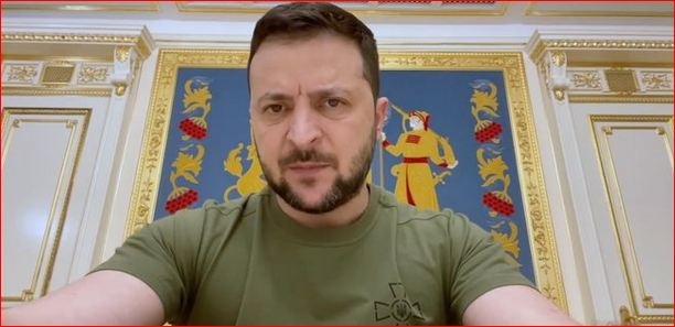 Зеленский анонсировал массовые увольнения в СБУ