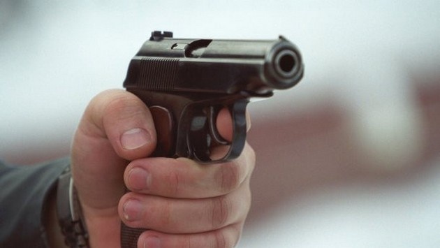 В Ривне полицейский напал на пункт обмена валют и застрелил 42-летнего мужчину