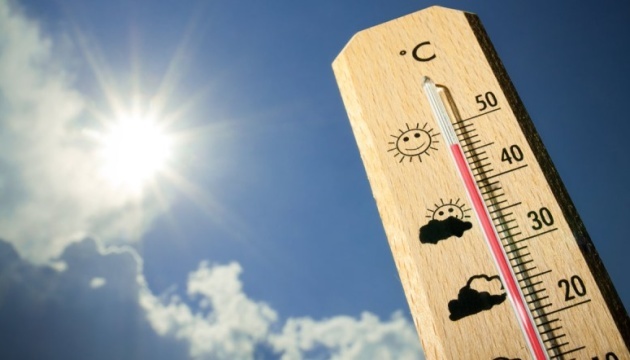 На Украину надвигается жара до +40 градусов