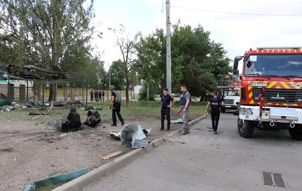 Удар по Харькову: вражеские ракеты снова попали в остановку общественного транспорта