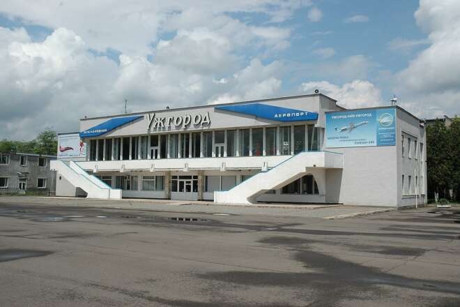 В Ужгороде планируют возобновить работу аэропорта во время войны