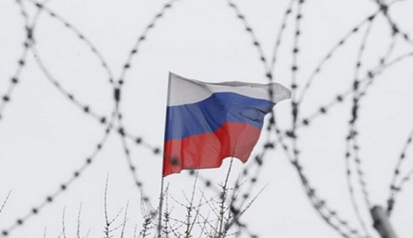 Экс-депутат Госдумы назвал регионы России, которые могут первыми отделиться от нее