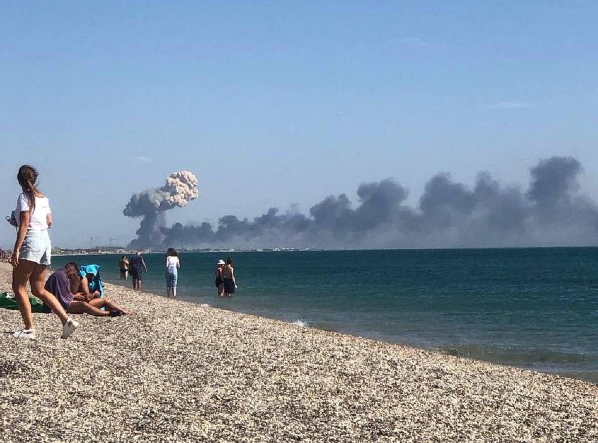 Военный эксперт уточнил, каким вооружением мог быть нанесен удар по аэродрому в Крыму