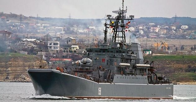 Турция пропускает через Босфор российские корабли с вооружением