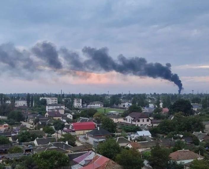 У ОП прокоментували нові вибухи у Криму