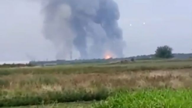 Взрывы в Крыму: что оккупанты хранили на аэродроме под Джанкоем