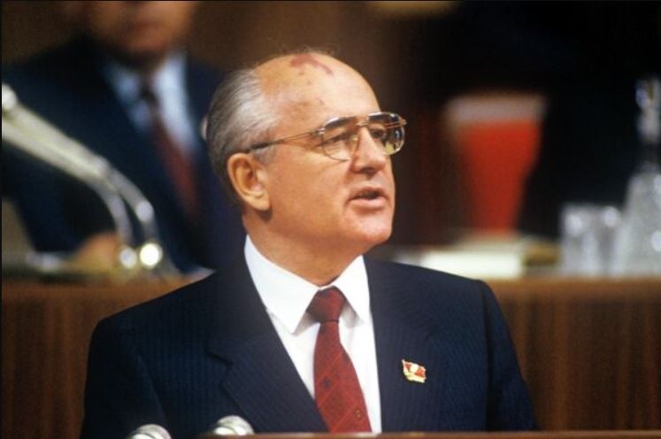 Западные лидеры не приедут на похороны Горбачева: Шольц назвал причину