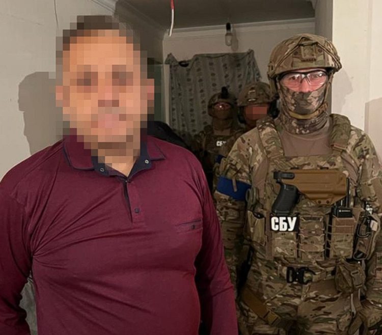 Собирал разведданные и передавал врагу: СБУ в Одессе задержала бывшего силовика