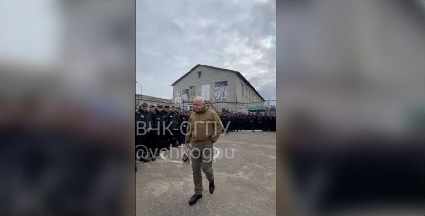 Физическая форма и две гранаты: как Пригожин вербует заключенных в ЧВК "Вагнера"