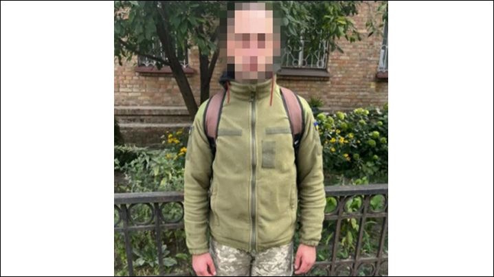 Разоблачен "ДНРовец", который пытался устроиться в полк "Азов"