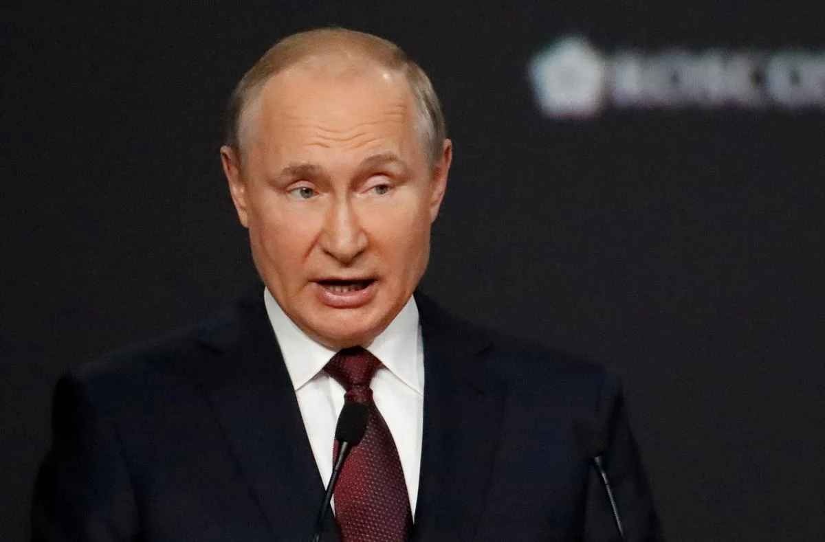 Фейгин назвал главную цель "референдумов" Путина
